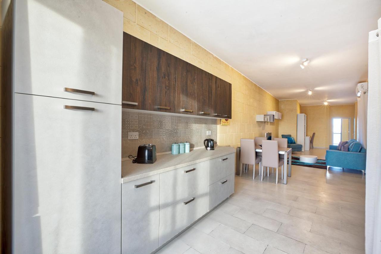 Apartmán Summer Fields Penthouse With Amazing Views Sannat Exteriér fotografie