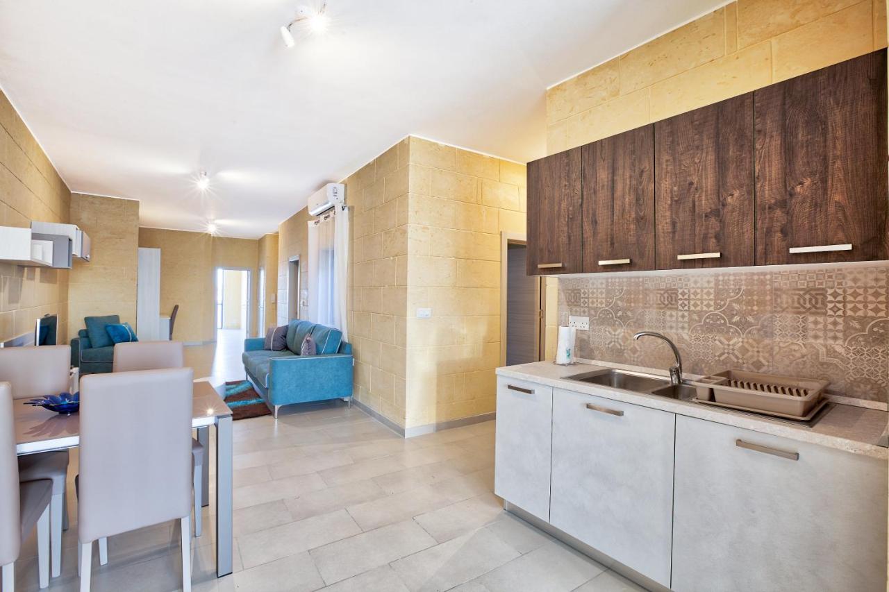 Apartmán Summer Fields Penthouse With Amazing Views Sannat Exteriér fotografie